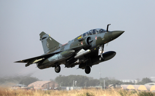 Après des décennies de présence, les avions de chasse français quittent le Tchad