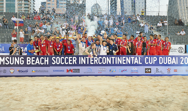 Beach soccer : Les Tiki Toa s'inclinent 5-2 en finale face aux Russes