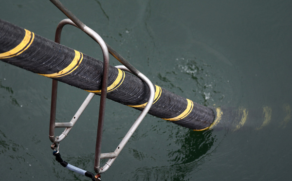 Panne d'un câble en Baltique: un pétrolier venant de Russie dans le viseur de la Finlande