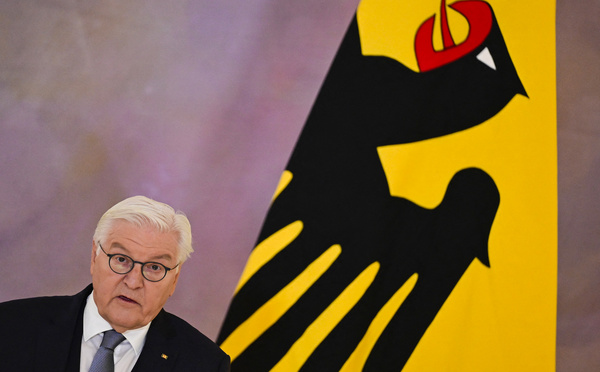 Allemagne: la campagne électorale lancée avec la dissolution du parlement