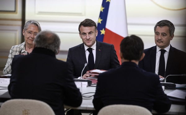 Six Francais sur dix réclament la démission de Macron, selon un sondage