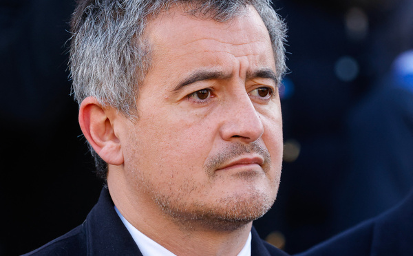 Les "cent plus gros narcotrafiquants" détenus vont être isolés dans "une prison de haute sécurité" à l'été, annonce Darmanin