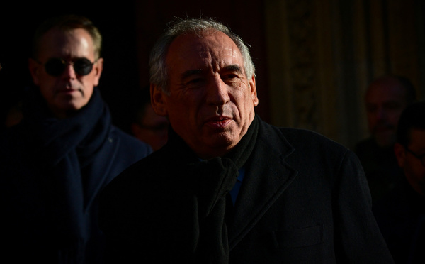 Bayrou poursuit ses tractations à la veille de la déclaration de politique générale