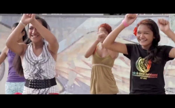 [VIDEO] Le Village d'enfants SOS fait le buzz au son des toere