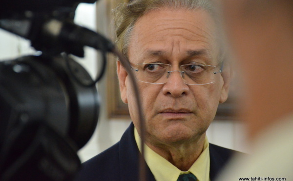 Santé : Howell pense "sérieusement" au recrutement de médecins cubains