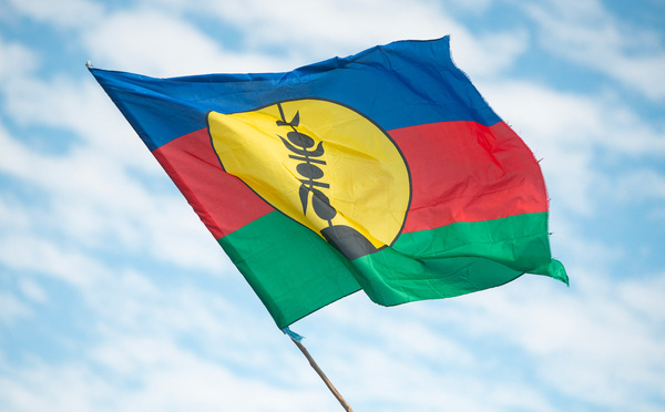 Nouvelle-Calédonie: le FLNKS pose ses conditions à la reprise du dialogue