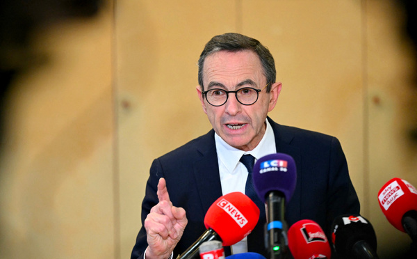 Retailleau déroule sa politique pour maîtriser l'immigration