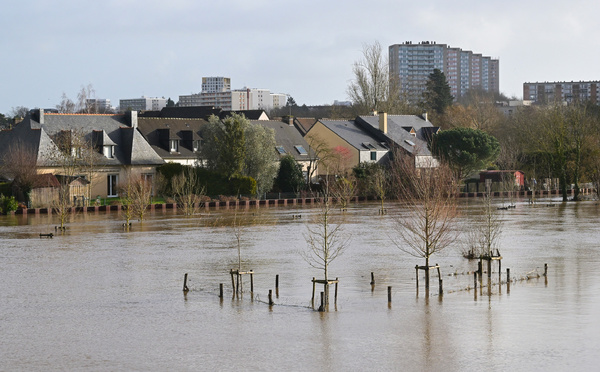 Crues: la vigilance rouge de mise jusqu'à mercredi pour l'Ille-et-Vilaine, le Morbihan et la Loire-Atlantique