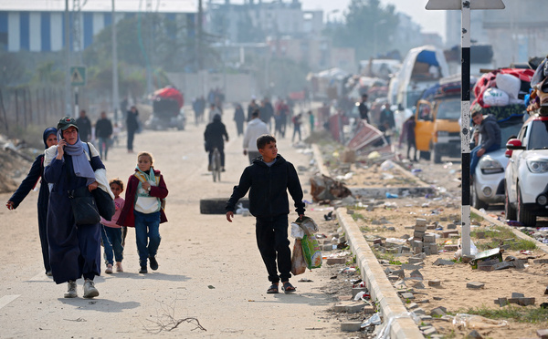 Nouvelles critiques après la proposition de Trump de déplacer les Gazouis hors du territoire