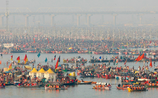 Inde: une bousculade fait au moins 30 morts au pèlerinage hindou de la Kumbh Mela