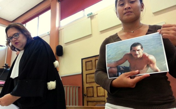 Bagarre mortelle à Taha'a : "Je voulais le mettre KO, j'étais vexé, en crise, en rage" reconnait l'accusé