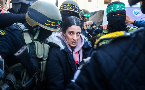 Huit otages à Gaza libérés lors du troisième échange prévu par la trêve