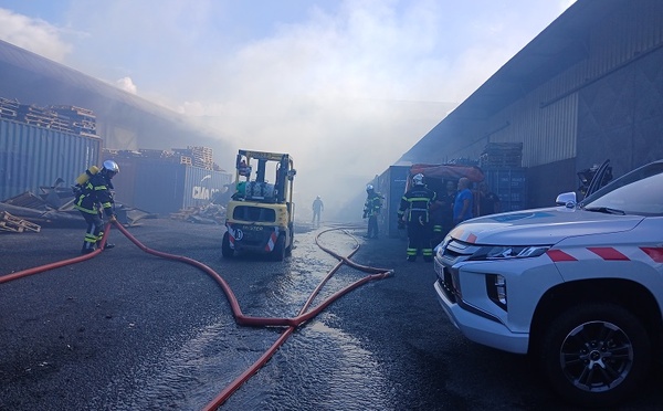 Enquête ouverte après l'incendie d'Agritech