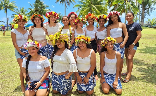 Premier acte du festival Ta’urua Tūrama