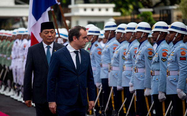 Le ministre français des Armées en Indonésie pour "approfondir le partenariat de défense"