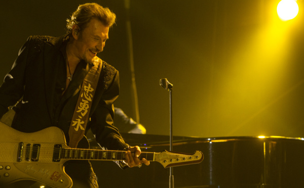 Johnny Hallyday va "allumer le feu" à Tahiti !
