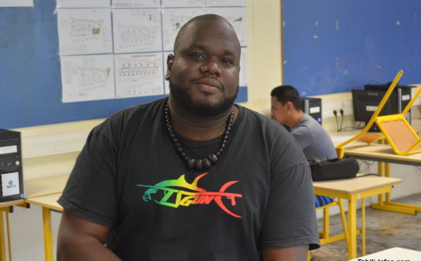 Portrait de futurs chefs de chantier polynésiens formés en alternance