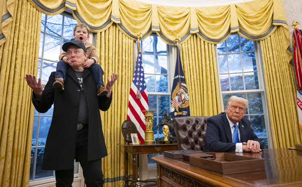 C'est lui ou la "faillite": Musk, invité surprise dans le Bureau ovale