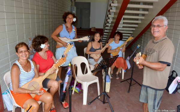 Portrait d'un maître de 'ukulele