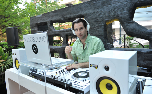 Concert du DJ Daniel Buckman en faveur de la Saga