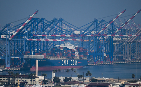 La taxe carbone sur le maritime obtient un soutien croissant à l'OMI