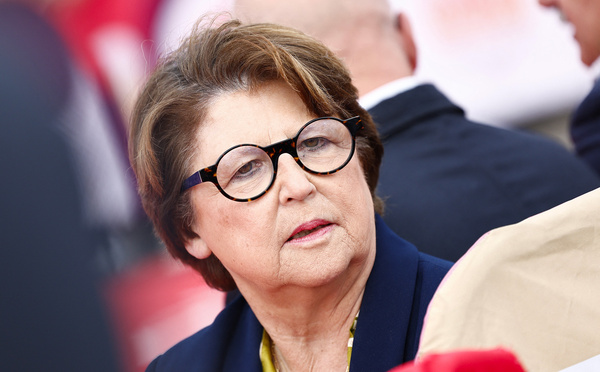 Martine Aubry, maire de Lille depuis 2001, annonce sa démission "mi-mars"
