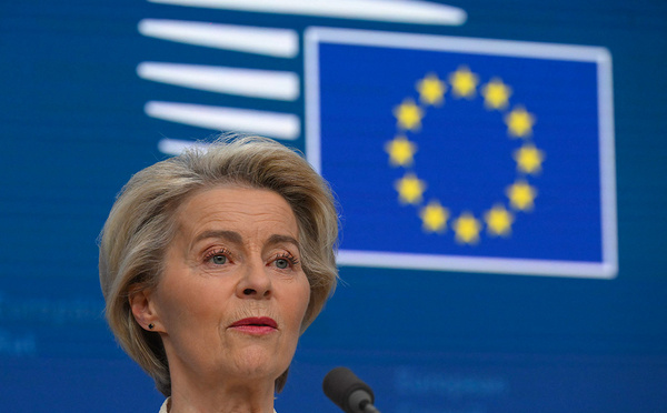 Les Européens s'engagent à renforcer leur défense, Washington et Kiev reprennent langue