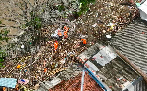 Inondations et glissements de terrain en Indonésie: trois morts et cinq disparus