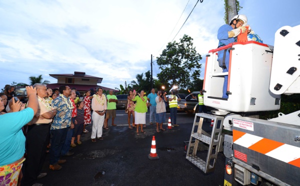Papara : inauguration de l'éclairage