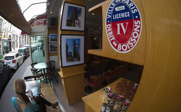 Bistrots: l'Assemblée facilite l'obtention de licences IV dans les petites villes mais renforce le contrôle du marché