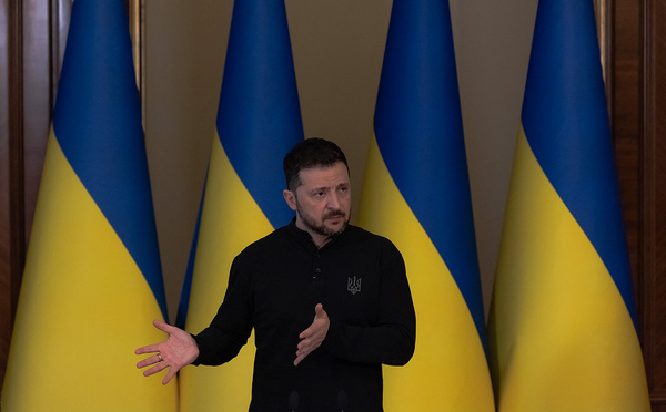 Ukraine : Zelensky presse la Russie de répondre à la proposition de trêve américaine