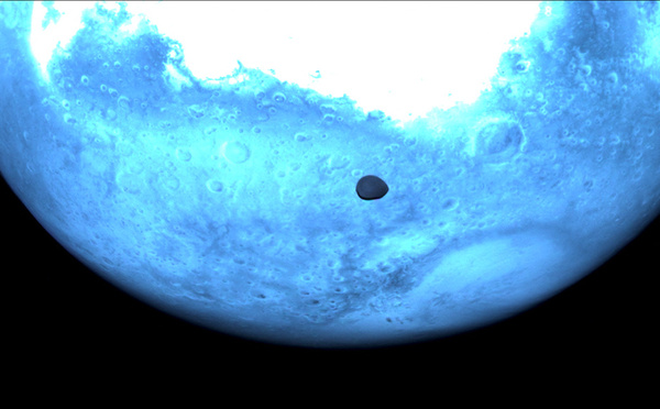 De rares images d'une lune de Mars capturées par la sonde HERA