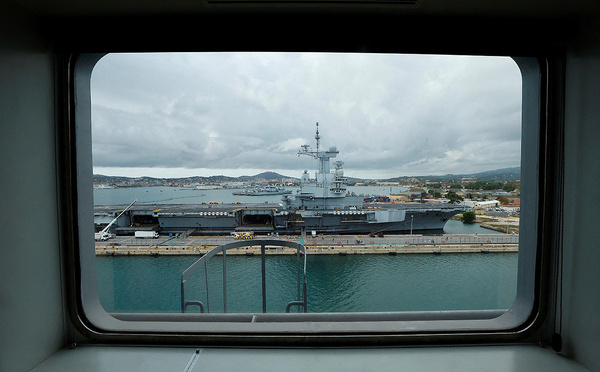 Brainstorming pour financer l'effort de défense, la gauche redoute une "guerre sociale"