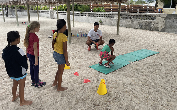 L’école primaire de Hao se forme à l’athlétisme