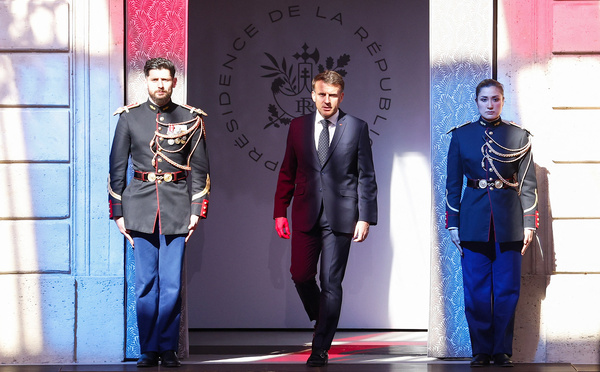 Guerre commerciale: Macron présente un plan de riposte à la "brutale" décision de Trump