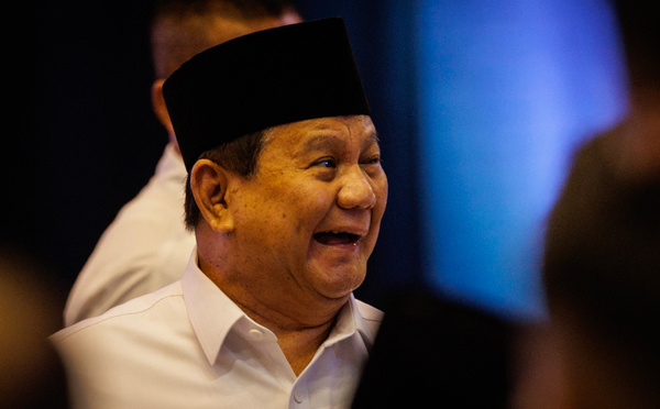 La France et l'Indonésie vont renforcer leurs liens de défense et économiques, déclare Macron