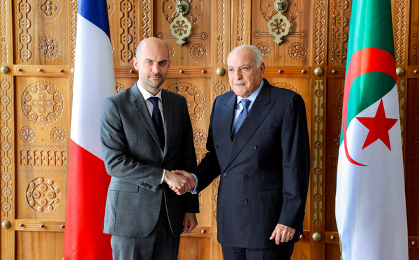 Le chef de la diplomatie française annonce "une nouvelle phase" des relations avec Alger