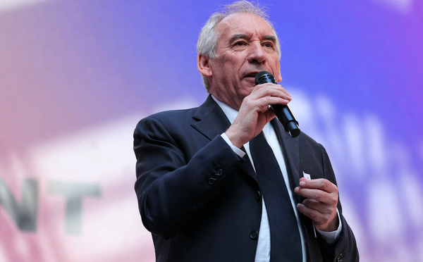 Droits de douane: le gouvernement prépare les esprits à des choix budgétaires difficiles