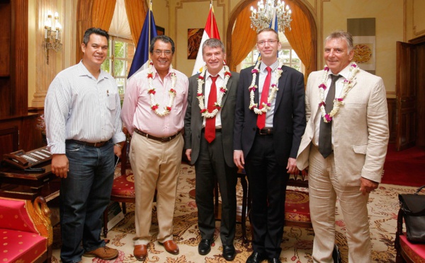 Le Président Edouard Fritch reçoit le député Philippe Folliot