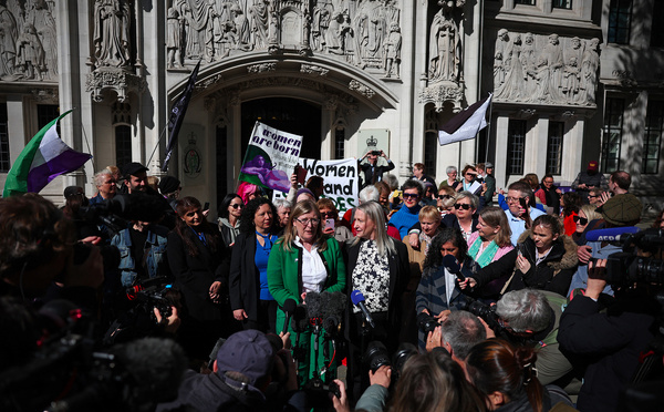 La définition légale d'une femme repose sur le sexe biologique, tranche la Cour suprême britannique