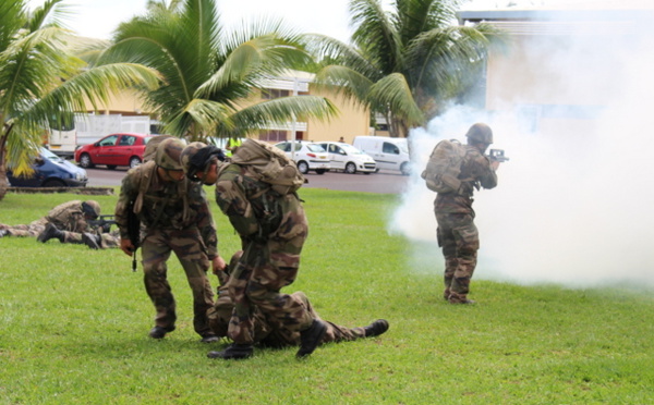 Immergez-vous dans l'armée pendant cinq jours en février