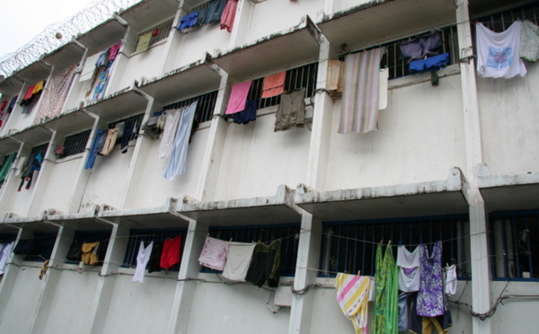 Le boss de la Mexican connection s'en prend à la directrice adjointe de Nuutania