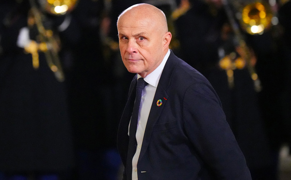 Extraction minière: "les abysses ne sont pas à vendre", selon l'ambassadeur français