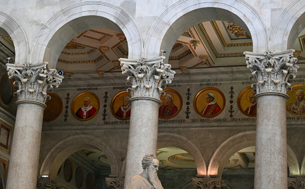 Une semaine avant le conclave, le suspense reste entier