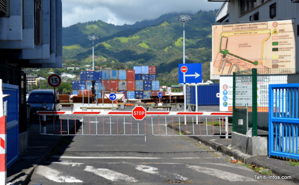 La tolérance pour récupérer ses colis à Motu Uta va disparaitre