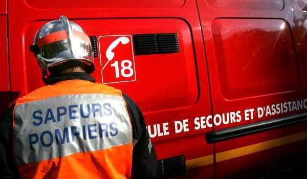 Les pompiers maîtrisent un départ de feu à Paea, 500 m2 de végétation détruits