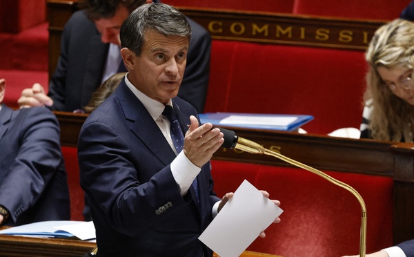 ​Manuel Valls sur les essais nucléaires : “Demander pardon pourrait grandir la France”