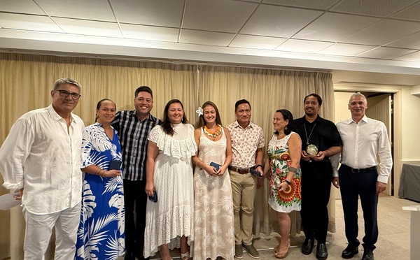 54 nouveaux diplômés de l'ES Banque au Fenua