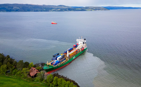 Norvège: le marin sur le pont d'un cargo échoué dans un jardin s'est probablement endormi