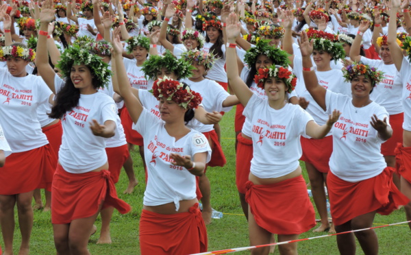 2 980 danseurs de ori tahiti : record battu ! (vidéo et photos)